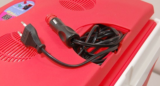 Autolednička chladící i hřející, 30L světelný ukazatel °C na 12V a 220V