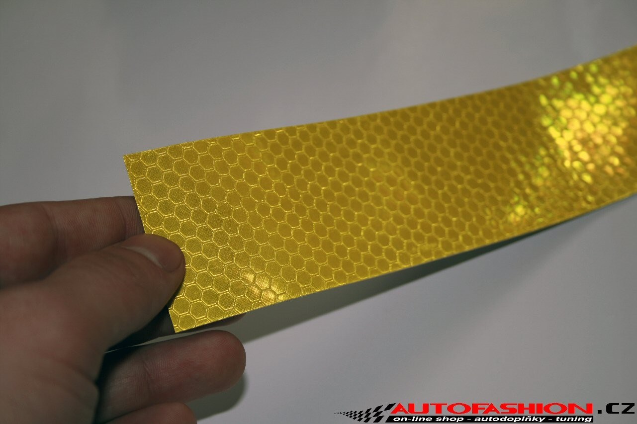 Žlutá odrazka na auto nalepovací, ultraslim 3D fólie, 5cm x 20cm