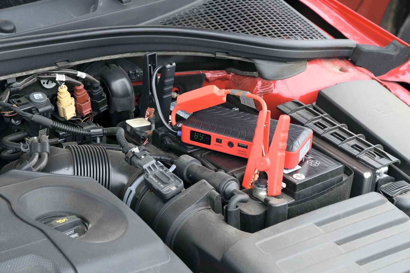 Powerbanka s funkcí startování auta  10000mAh 600A