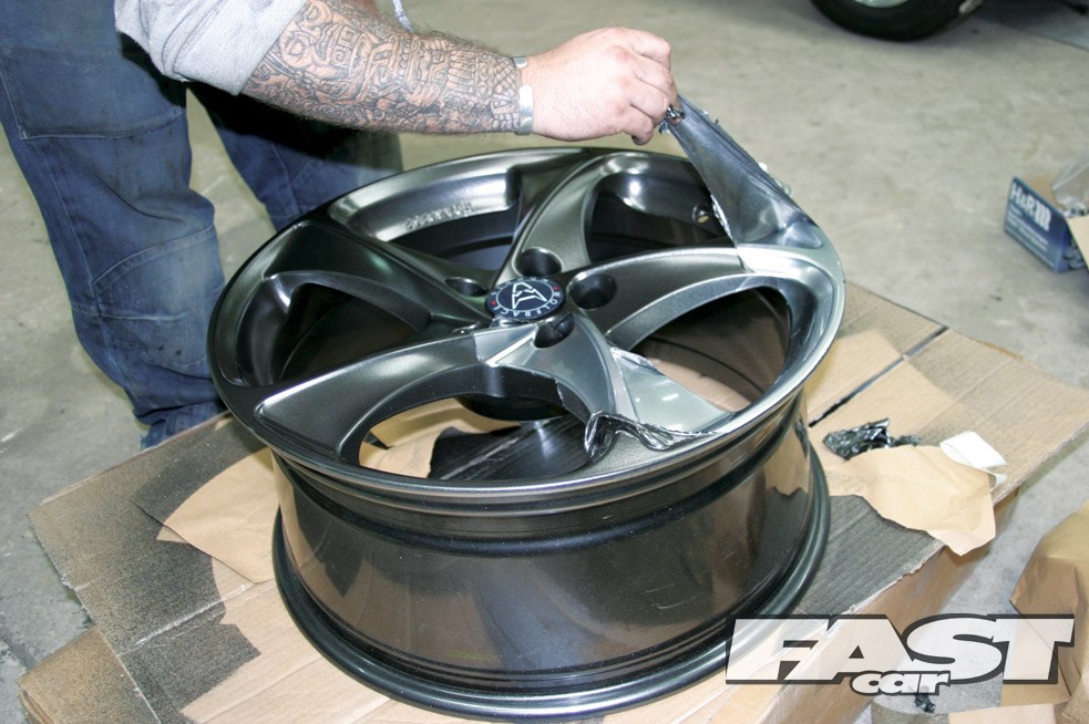 Foliatec fólie ve spreji černá lesklá 800ml