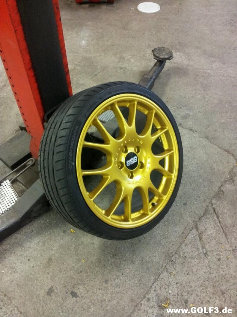 Foliatec stříkaná fólie ve spreji zlatá metalíza 400ml